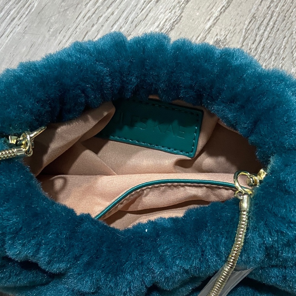 Jules Kae Teal Faux Fur Women Bag - Picture 2 of 3